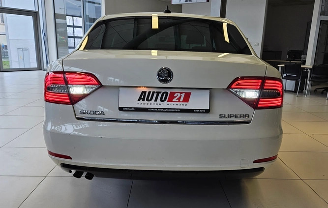 Skoda Superb cena 49900 przebieg: 140157, rok produkcji 2014 z Radłów małe 562